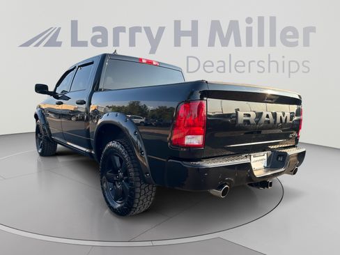 Used 2019 RAM 1500 Express w/ Wheel & Sound Group AWD/4WD image 3