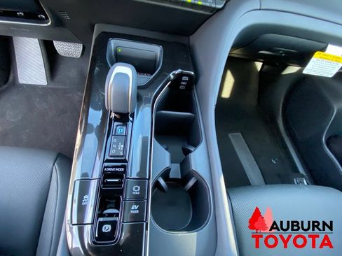 New 2026 Toyota Crown Signia AWD/4WD image 37