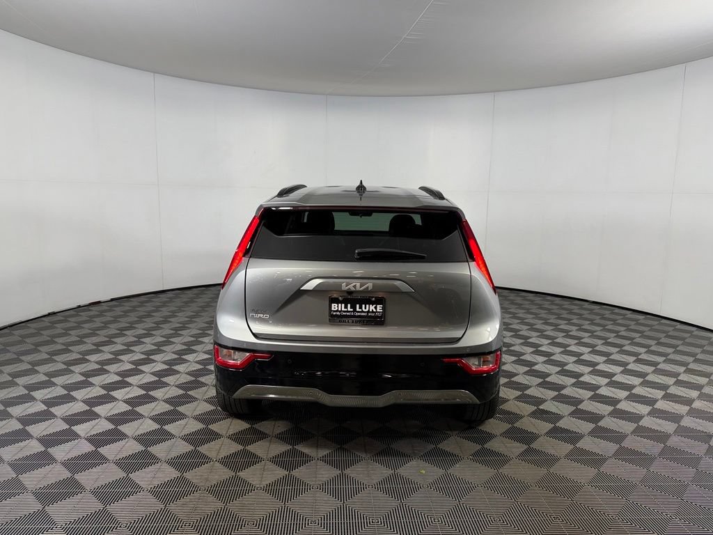 Used 2025 Kia Niro Wind FWD image 8