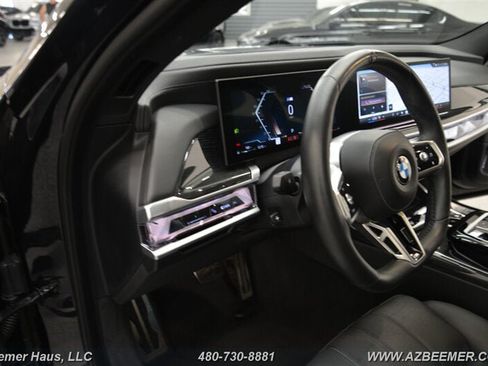 Used 2023 BMW 740i RWD image 32