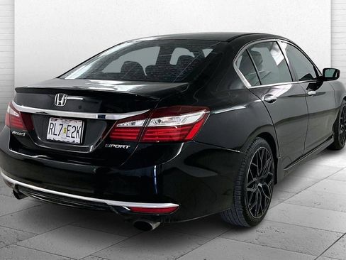 Used 2016 Honda Accord Sport image 5
