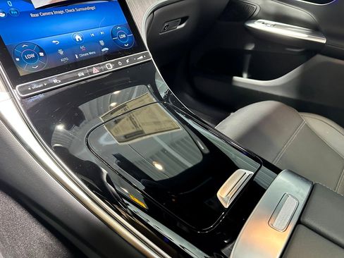 New 2026 Mercedes-Benz GLC 300 4MATIC image 12