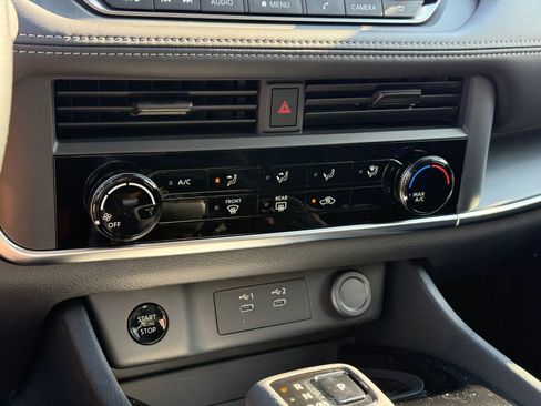 New 2026 Nissan Rogue S image 29