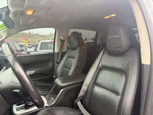 Used 2018 Chevrolet Colorado ZR2 w/ LPO, Premium Interior Package AWD/4WD image 10