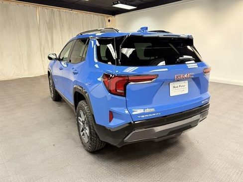 New 2026 GMC Terrain AT4 AWD/4WD image 3