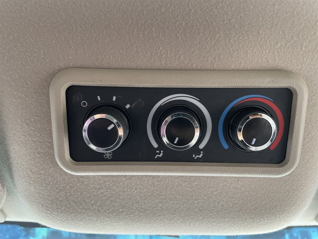Used 2012 Chevrolet Express 3500 LT w/ LT Preferred Equipment Group RWD image 19