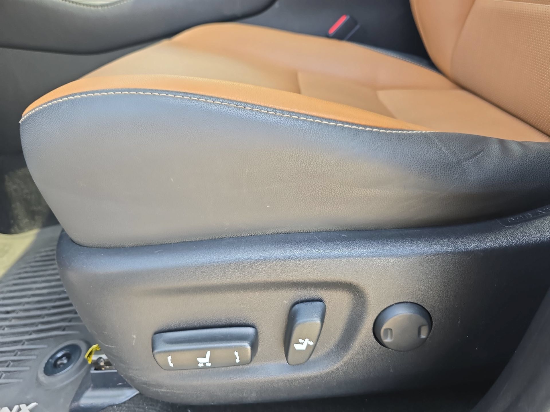 Used 2018 Lexus NX 300 AWD w/ Premium Package image 28