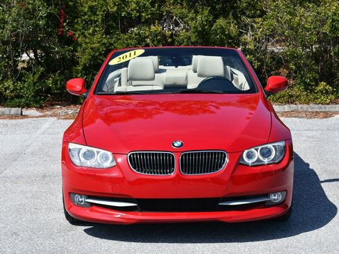 Used 2011 BMW 328i Convertible image 9