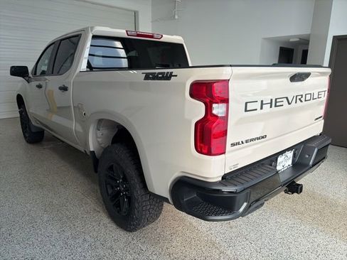 New 2026 Chevrolet Silverado 1500 Custom Trail Boss w/ Dark Appearance Package image 5