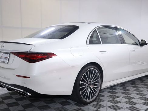 Used 2022 Mercedes-Benz S 580 4MATIC Sedan image 6