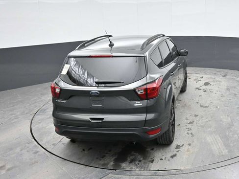 Used 2019 Ford Escape SE FWD image 21