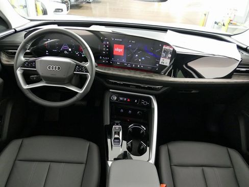 New 2025 Audi Q5 Premium Plus image 25
