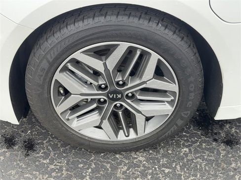 Used 2020 Kia Optima EX w/ Technology Package image 10