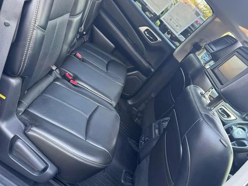 Used 2014 Nissan Pathfinder Platinum w/ Platinum Premium Package AWD/4WD image 28
