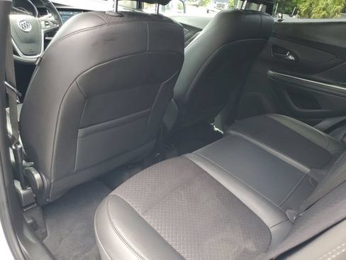 Certified 2021 Buick Encore Preferred w/ Safety Package II AWD/4WD image 11