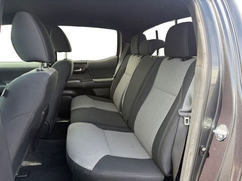 Used 2023 Toyota Tacoma TRD Off-Road AWD/4WD image 16