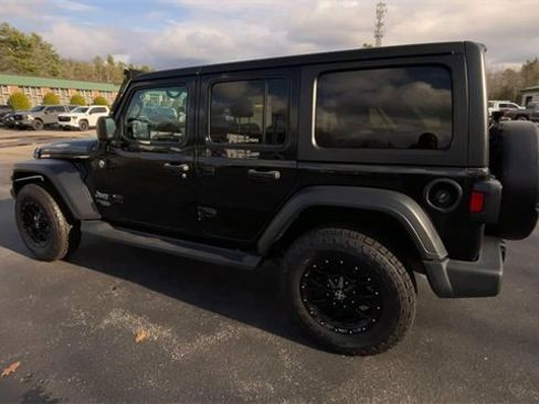Used 2020 Jeep Wrangler Unlimited Sport S image 6