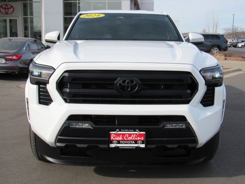 Used 2024 Toyota Tacoma SR5 image 3