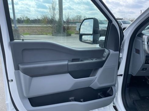 New 2026 Ford F350 XL image 22