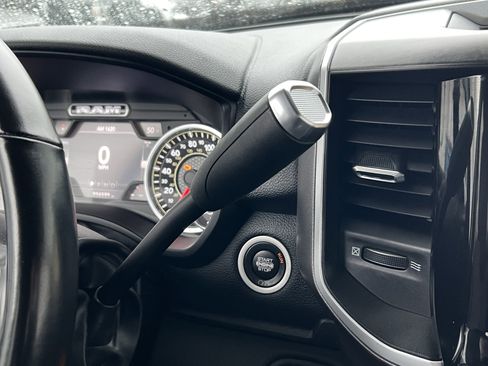 Used 2020 RAM 2500 Big Horn w/ Level 2 Equipment Group image 29