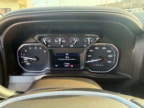 Used 2021 GMC Sierra 1500 SLT AWD/4WD image 35