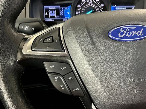 Used 2024 Ford Edge Titanium image 26