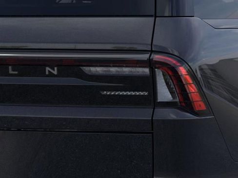 New 2026 Lincoln Navigator Reserve w/ Jet Appearance Package image 21