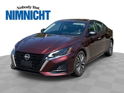 Used 2024 Nissan Altima 2.5 SV