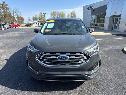 Used 2021 Ford Edge Titanium w/ Cargo Accessory Package image 4