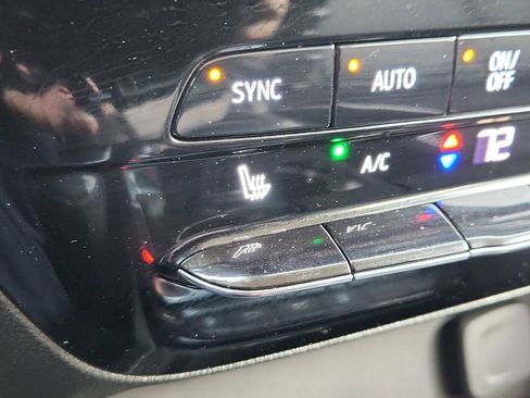 Used 2024 Buick Encore GX Avenir w/ Avenir Technology Package image 27