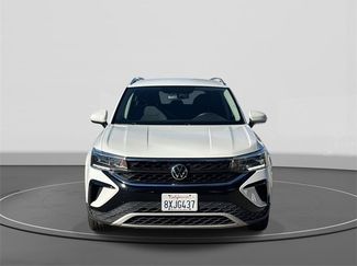 Used 2022 Volkswagen Taos SE video 2