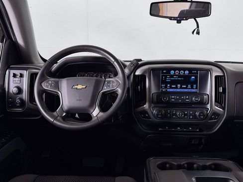 Used 2018 Chevrolet Silverado 1500 LT w/ All Star Edition AWD/4WD image 9