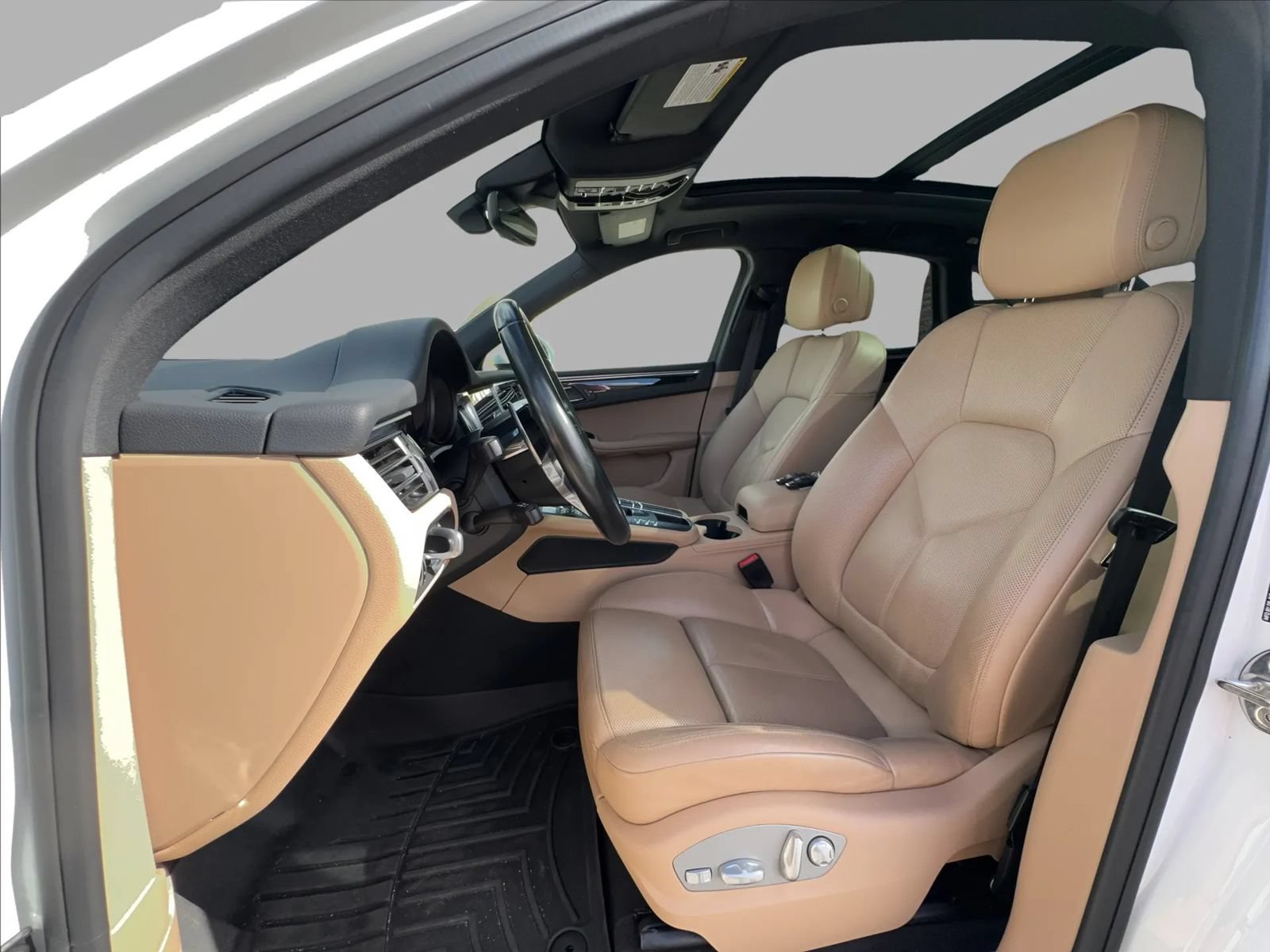 Used 2019 Porsche Macan AWD/4WD image 18