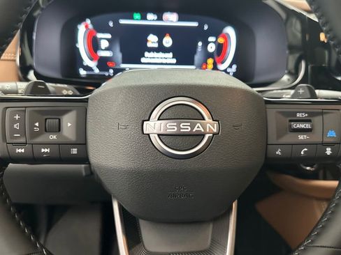 New 2026 Nissan Pathfinder Platinum AWD/4WD image 13