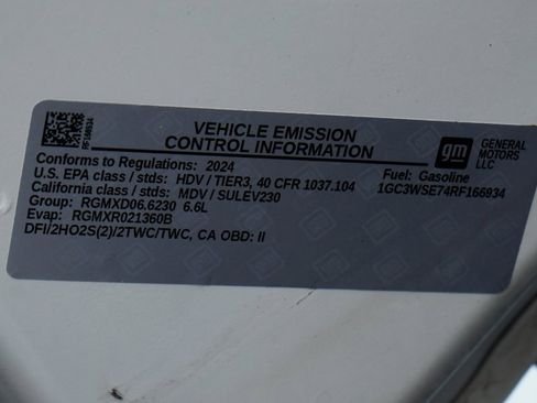 Used 2024 Chevrolet Silverado 3500 LT w/ Convenience Package image 12