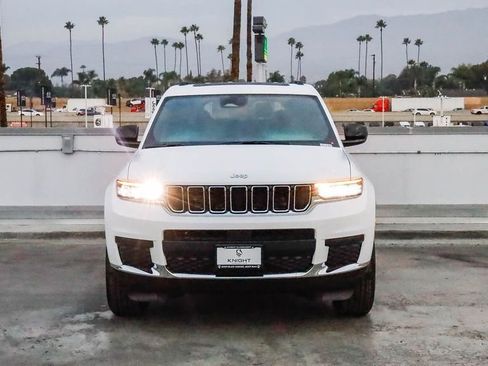 New 2025 Jeep Grand Cherokee L Laredo w/ Luxury Tech Group I image 3