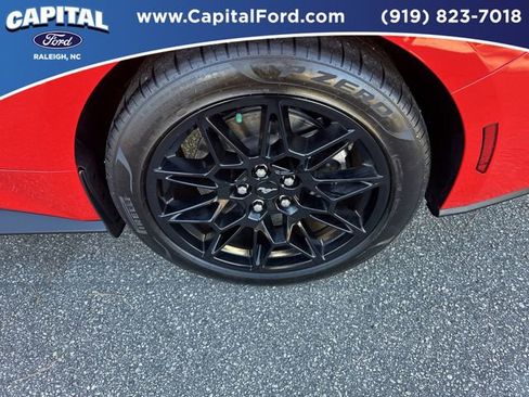 Used 2024 Ford Mustang GT Premium image 13