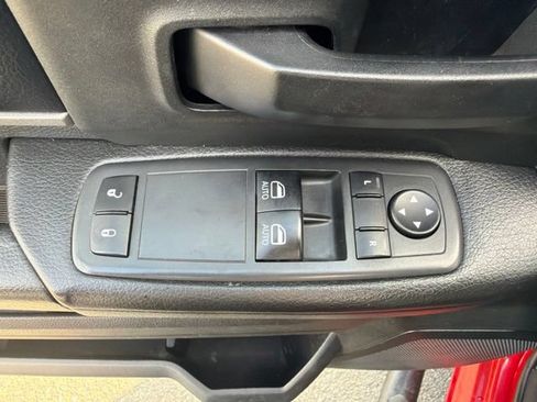 Used 2021 RAM 3500 Tradesman w/ Chrome Appearance Group RWD image 12