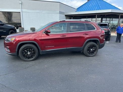 Used 2021 Jeep Cherokee Latitude Lux w/ Comfort/Convenience Group image 15