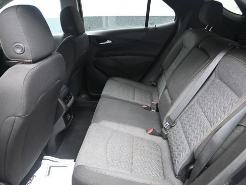Used 2022 Chevrolet Equinox LT FWD image 27
