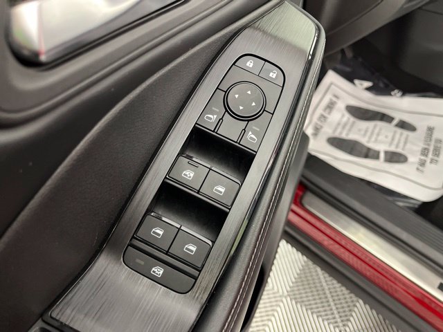 Certified 2025 Nissan Rogue SV w/ SV Premium Package FWD image 31