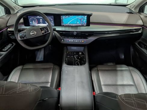 Used 2025 Nissan Murano Platinum w/ Cargo Package AWD/4WD image 12