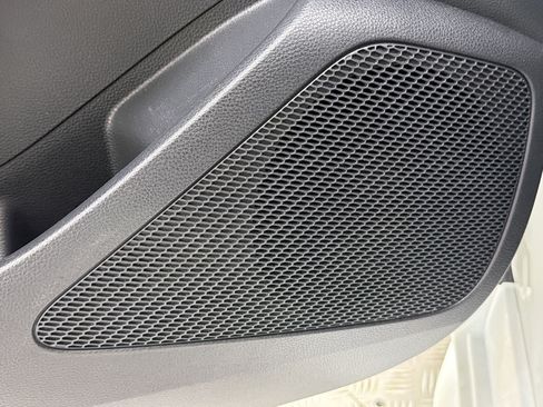 Used 2020 Toyota Corolla LE FWD image 27