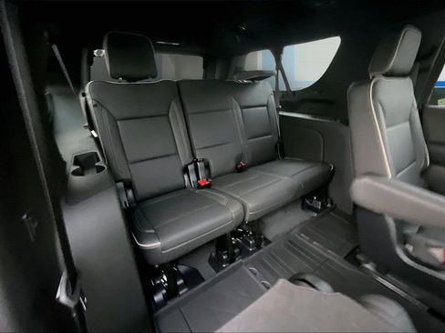 New 2025 Chevrolet Suburban Premier w/ Sun And Tow Package image 26