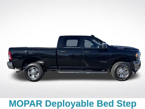 Used 2024 RAM 2500 Big Horn w/ Bed Utility Group image 8