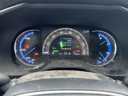 Used 2023 Toyota RAV4 XLE image 27