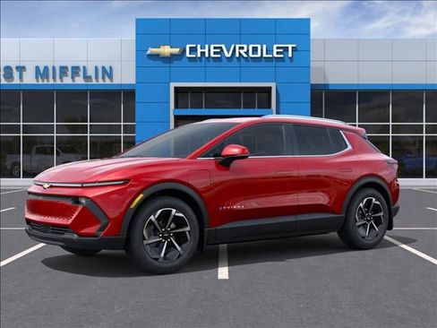 New 2026 Chevrolet Equinox EV LT AWD/4WD image 2