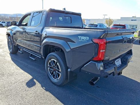 New 2026 Toyota Tacoma TRD Sport AWD/4WD image 5