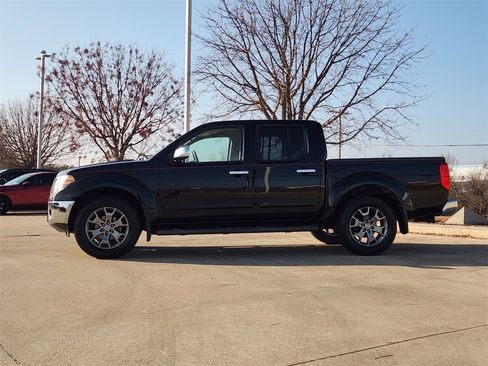 Used 2014 Nissan Frontier SL image 4