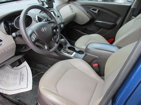 Used 2015 Hyundai Tucson GLS w/ Option Group 02 AWD/4WD image 9